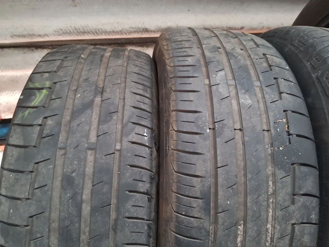 4 Pneus 205/55/16  continental $90 cada  - Foto 2
