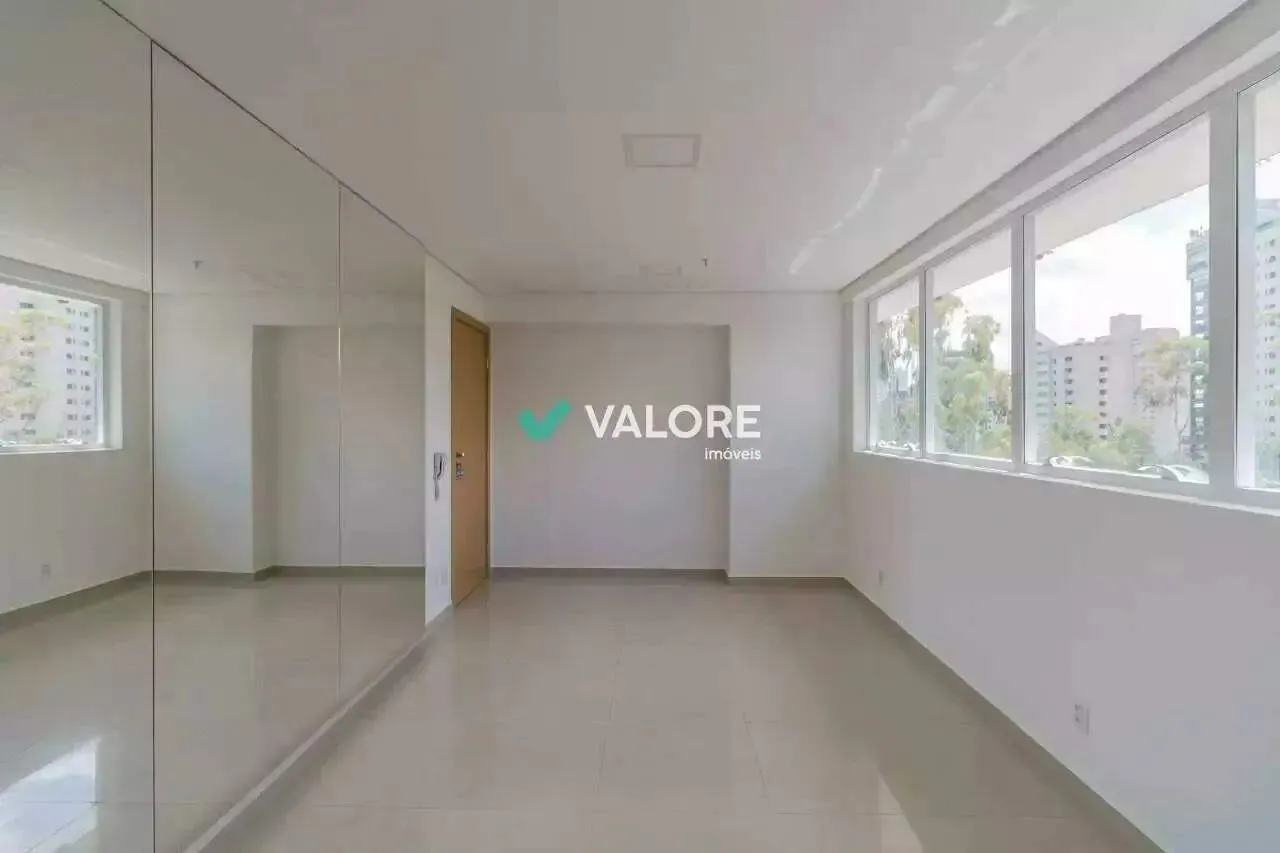 Sala Vila Da Serra
