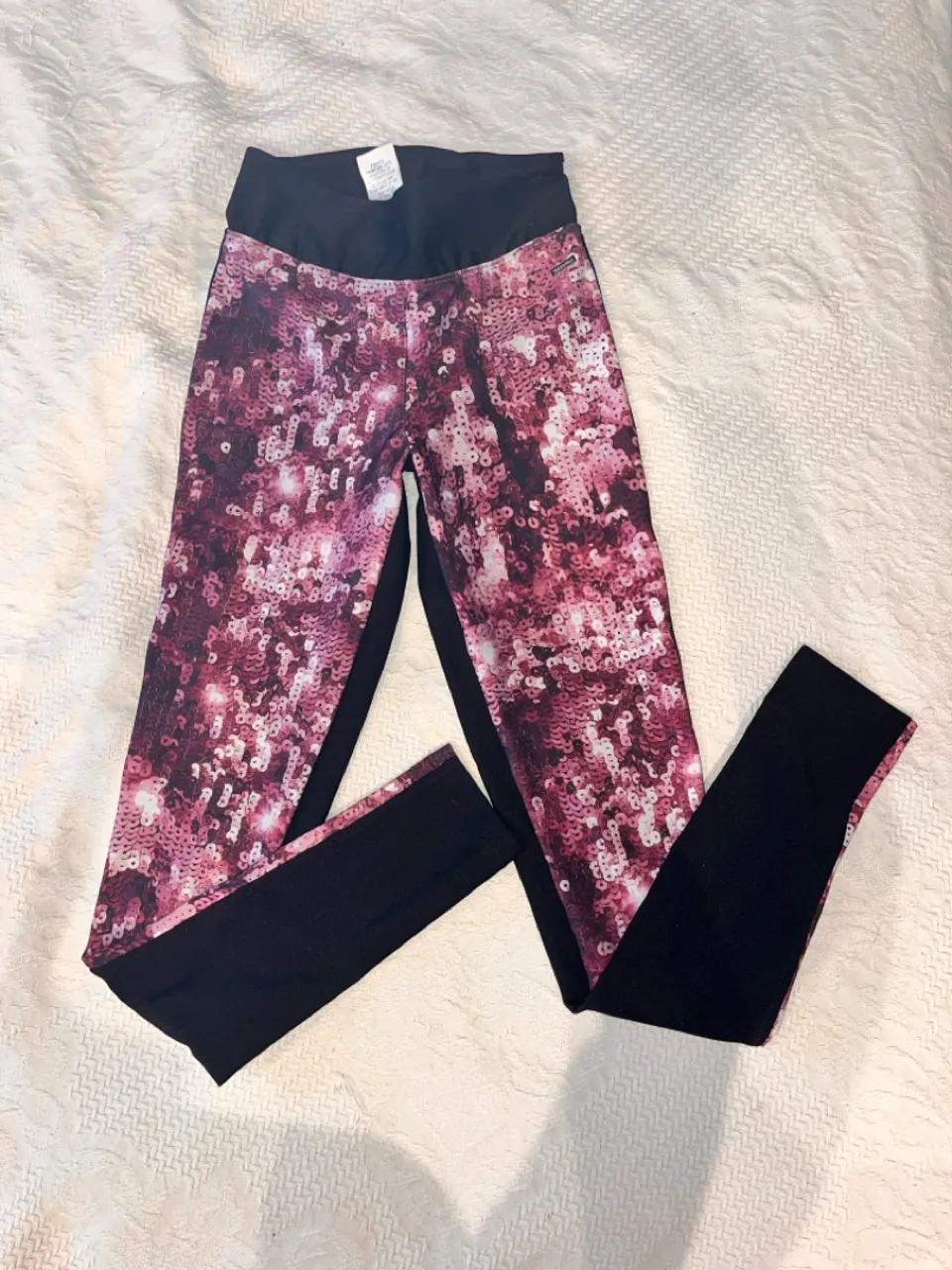 Calça Legging Estampada com Detalhes Pretos
