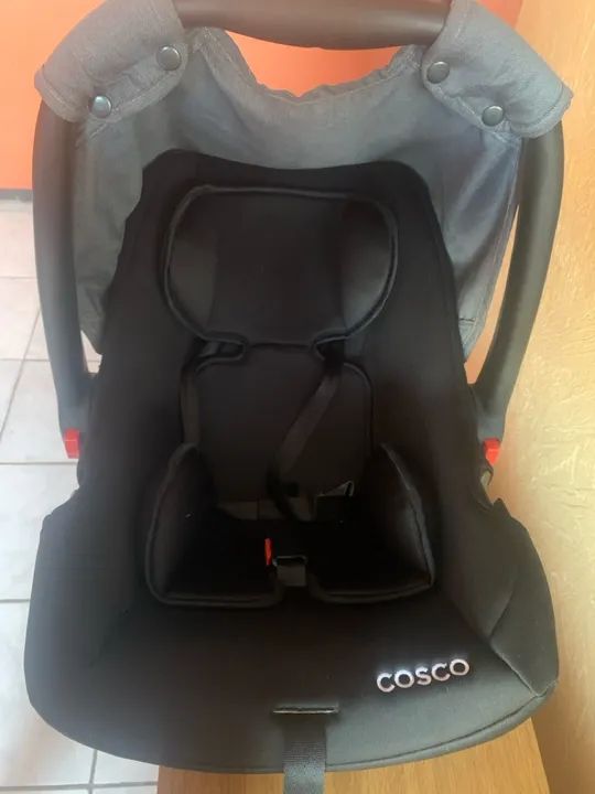Cadeirinha de bebê conforto Cosco - Foto 2
