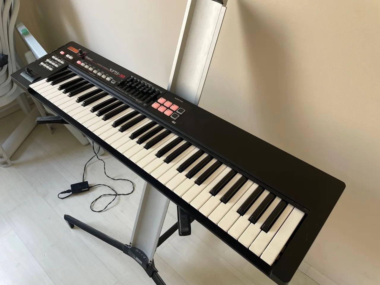 Teclado Roland XPS-10 - Excelente estado - Foto 4