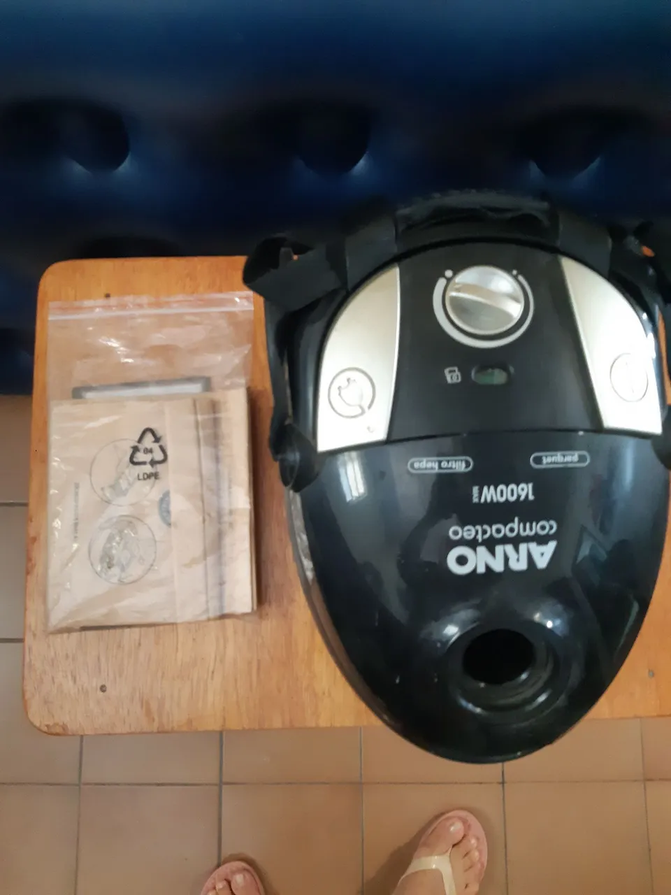 Aspirador de Pó Arno Compacteo 1600W