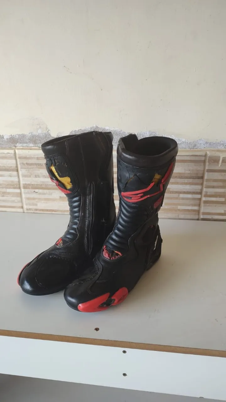 Bota Alpinestars SMX 5 (reaproveitar peças ou consertar)