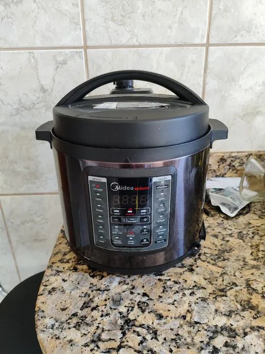 Panela de Pressão Elétrica Midea multifunçao 6 Litros