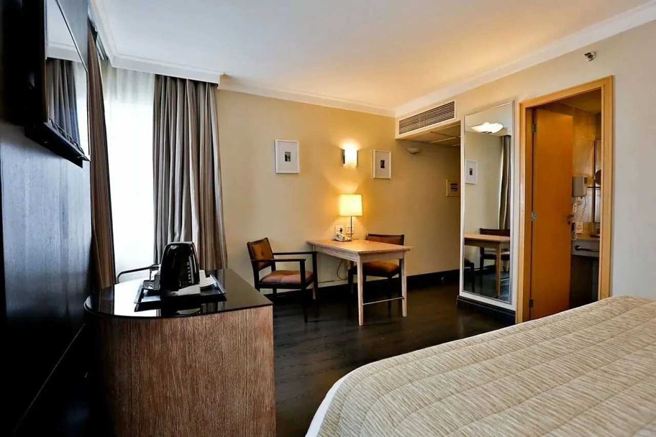 Rarus Flats - Flat para venda - Edifício Radisson Berrini
