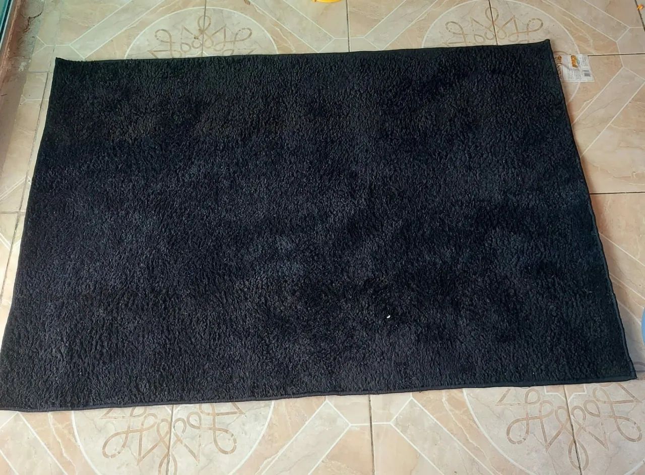 Tapete Peludo Preto