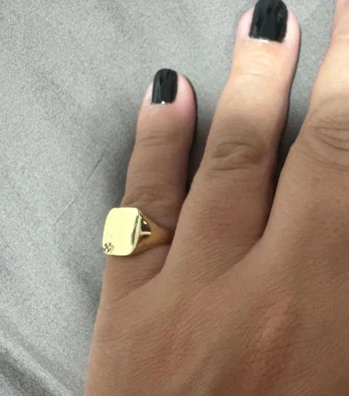 Anel dedinho em ouro com zircônia 