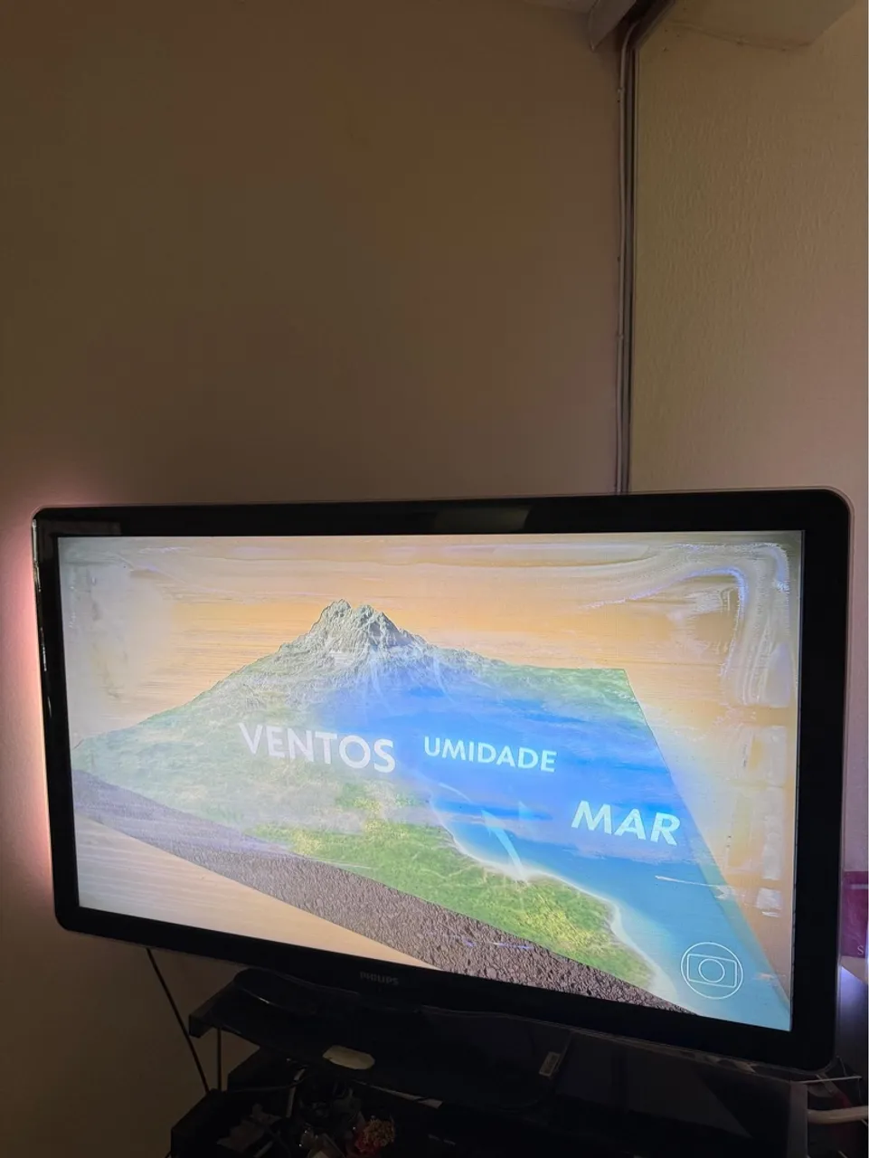 Vendo Tv Philips com defeito de imagem