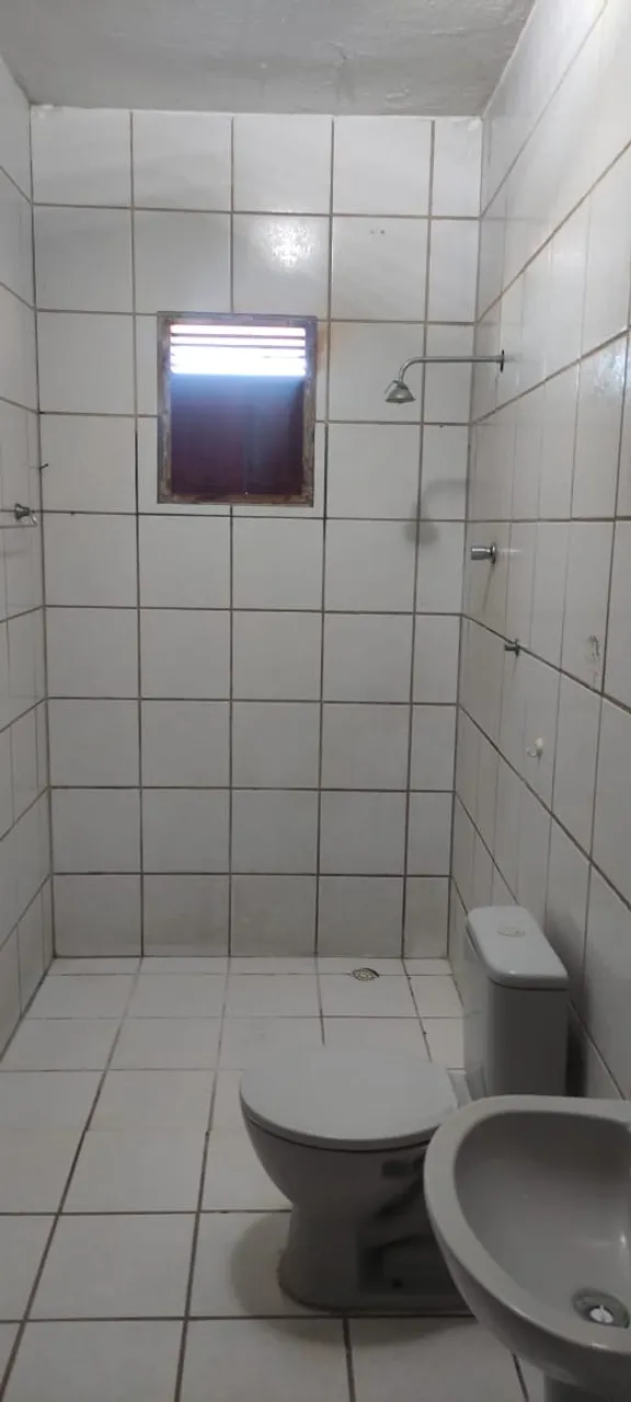 Alugo casa