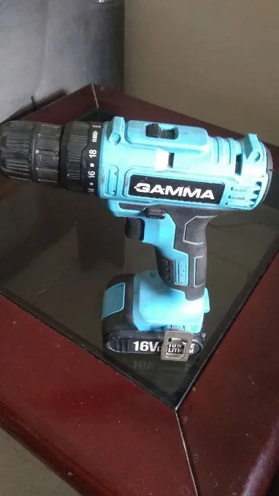 Bivolt Furadeira e parafusadeira de Impacto 16V Gamma, carregaedor + 2 Baterias