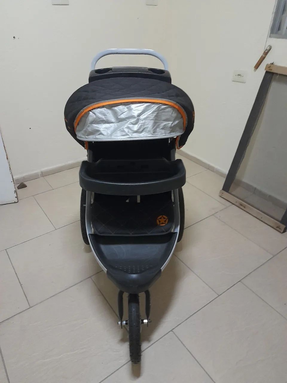 Carrinho de Bebê 3 Rodas