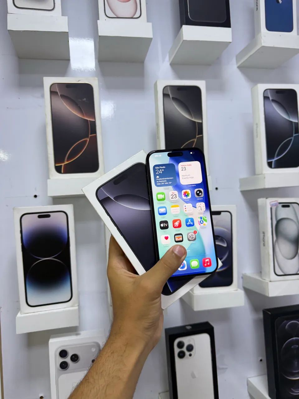 IPHONE 16 PRO MAX PRETO 256 GB 92% COM CAIXA  - Foto 2