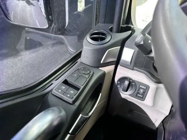 Caminhao Vw 29.530 MMT 6x4 - Foto 12