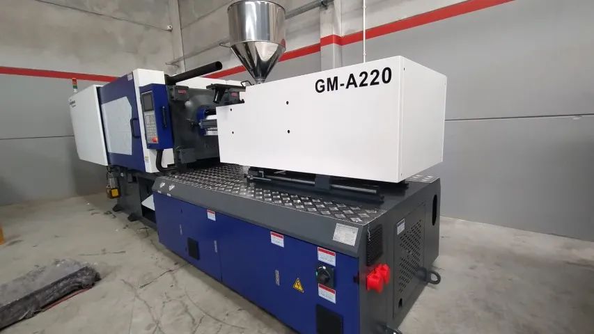 INJETORA 220TON - NOVA  - Foto 4