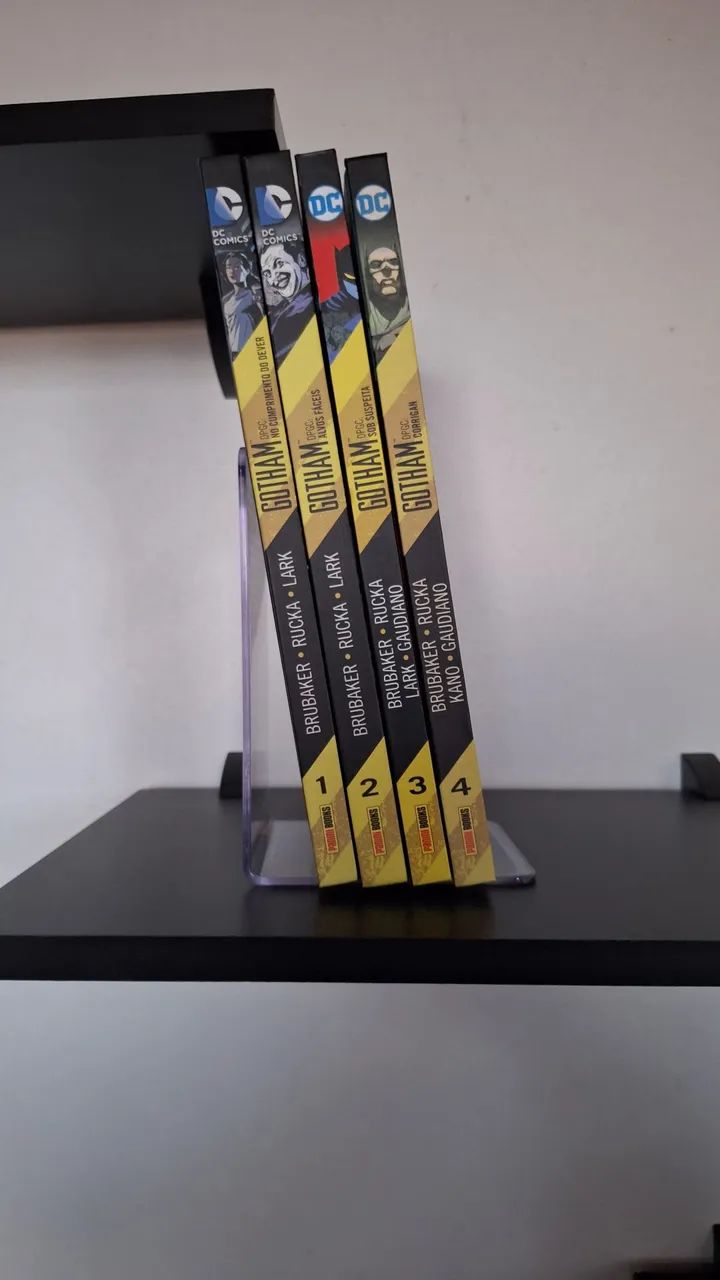 HQ Batman Gotham - Coleção Completa  - Foto 2