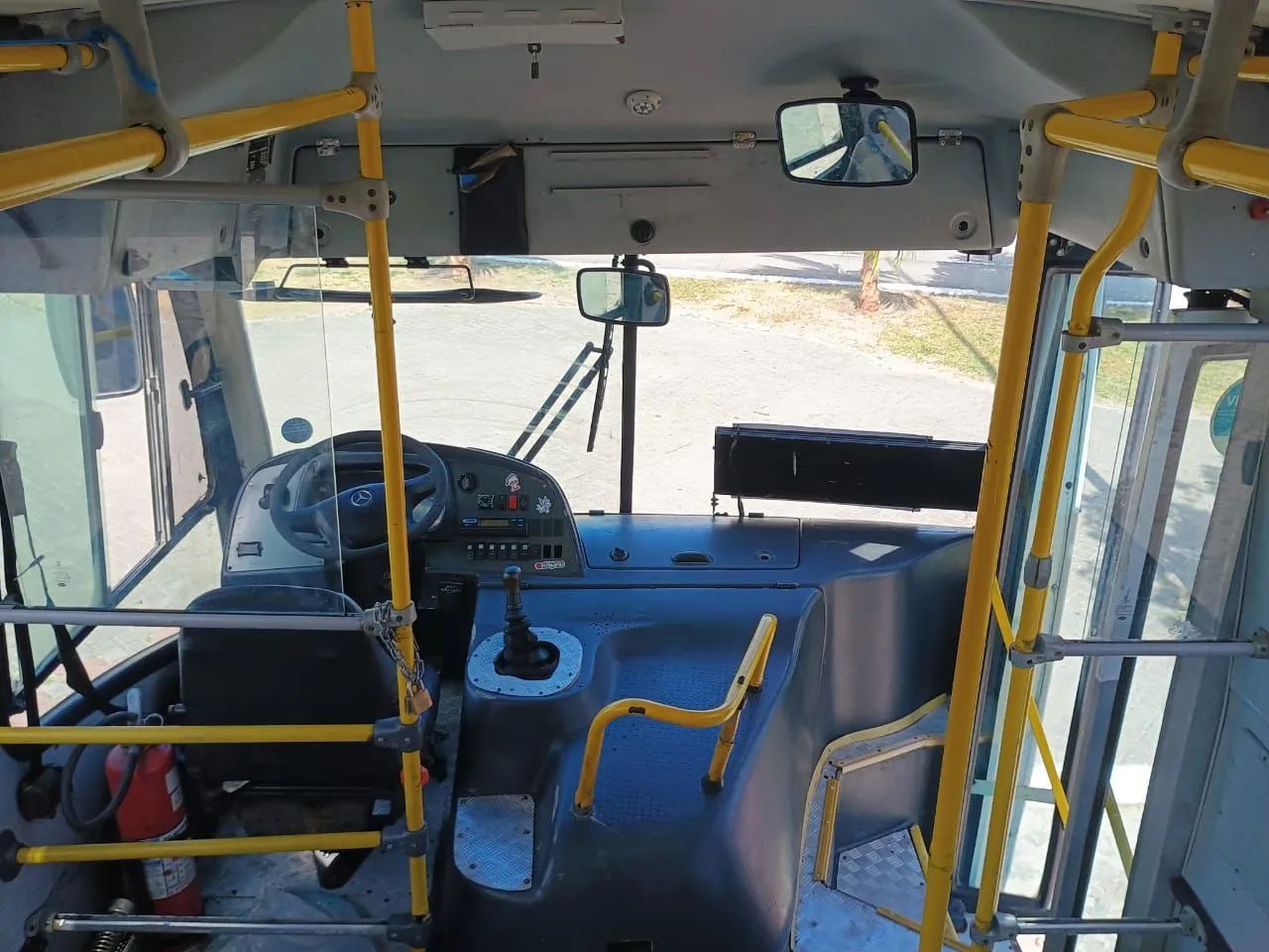 Vendo ônibus urbano Categoria ESCOLAR ! 2013  - Foto 6