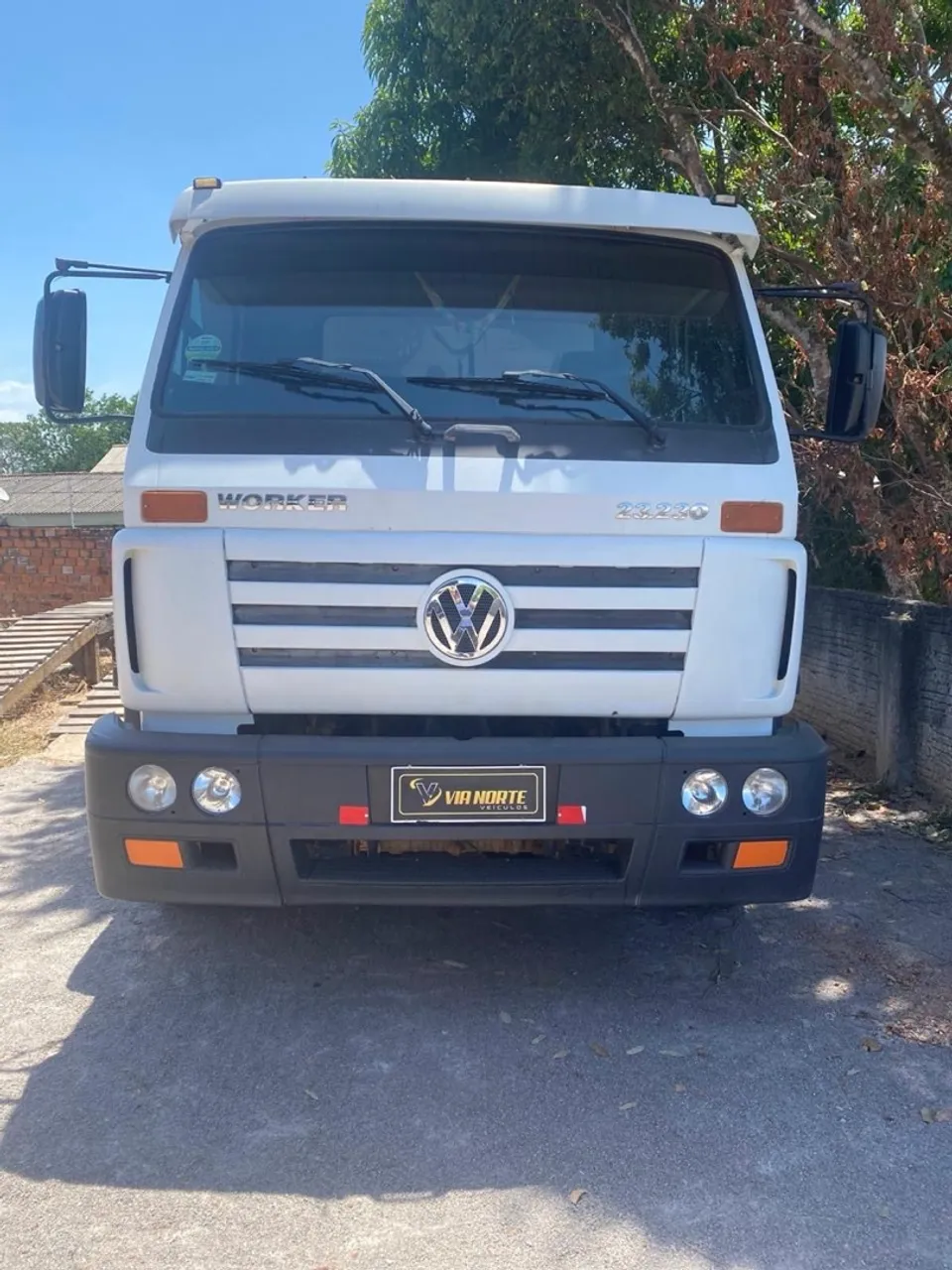 Caminhão Volkswagen Worker 24.250