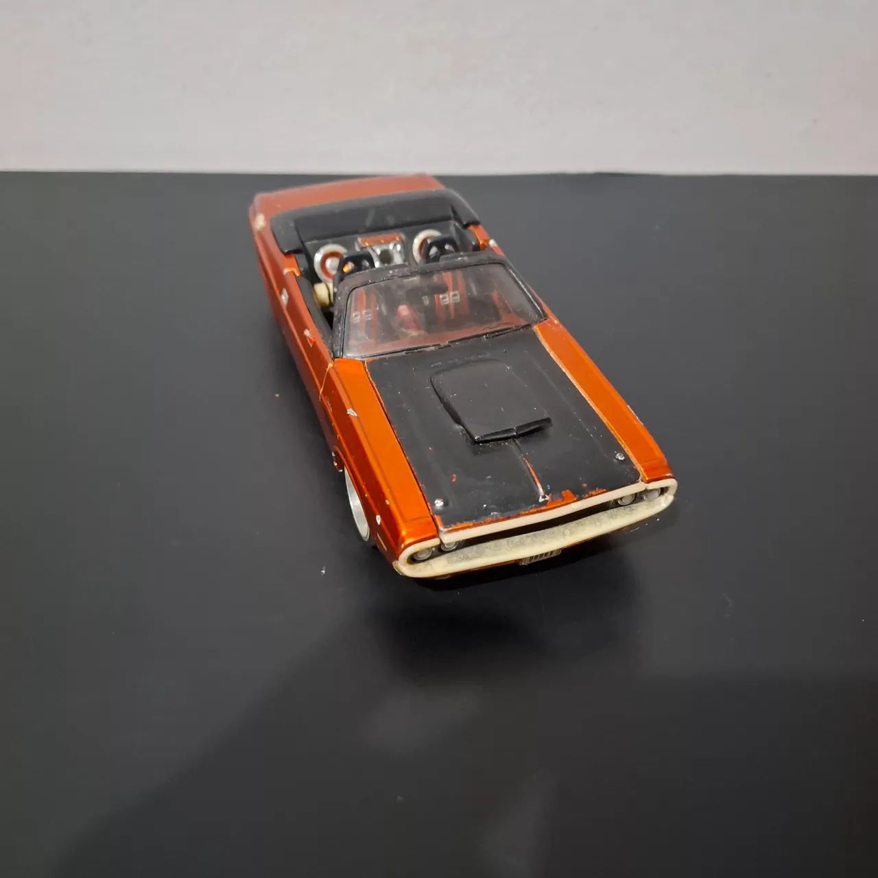 Miniatura Dodge Challenger R/T Maisto Pro Rodz 1970 Antiguidades