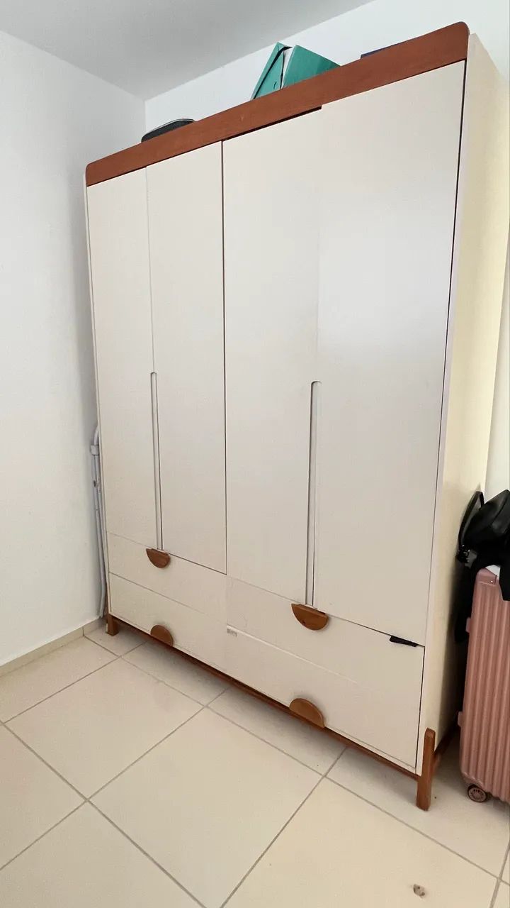 Guarda roupa infantil 