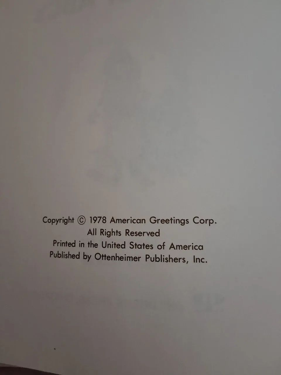 Livro importado Holly  Hobbie 1978 - Foto 2