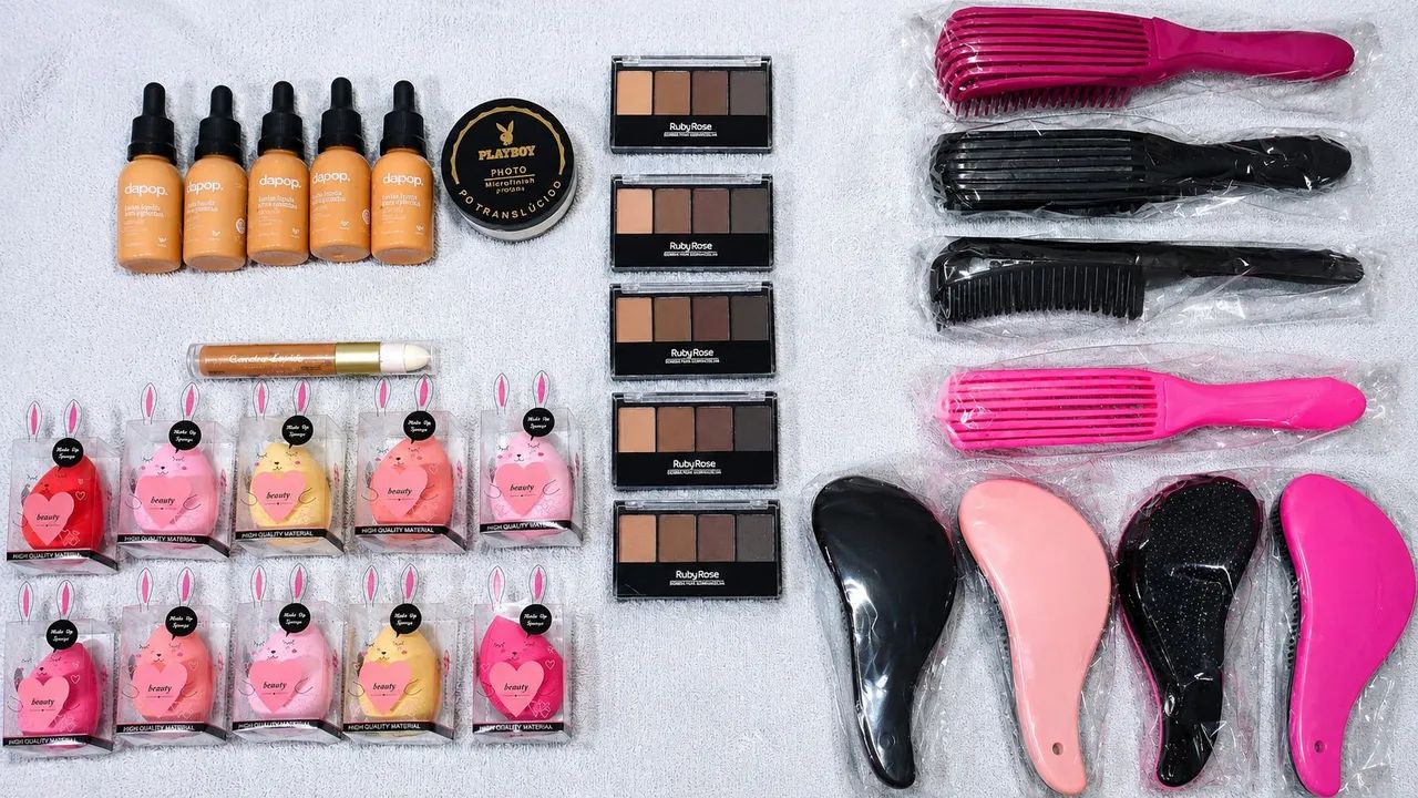 Kit de maquiagem e escovas de cabelo 
