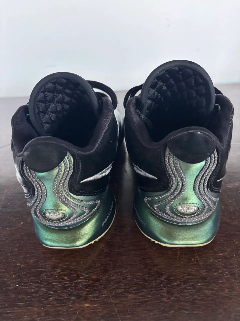 Vendo Tênis Lebron XXI - Foto 3