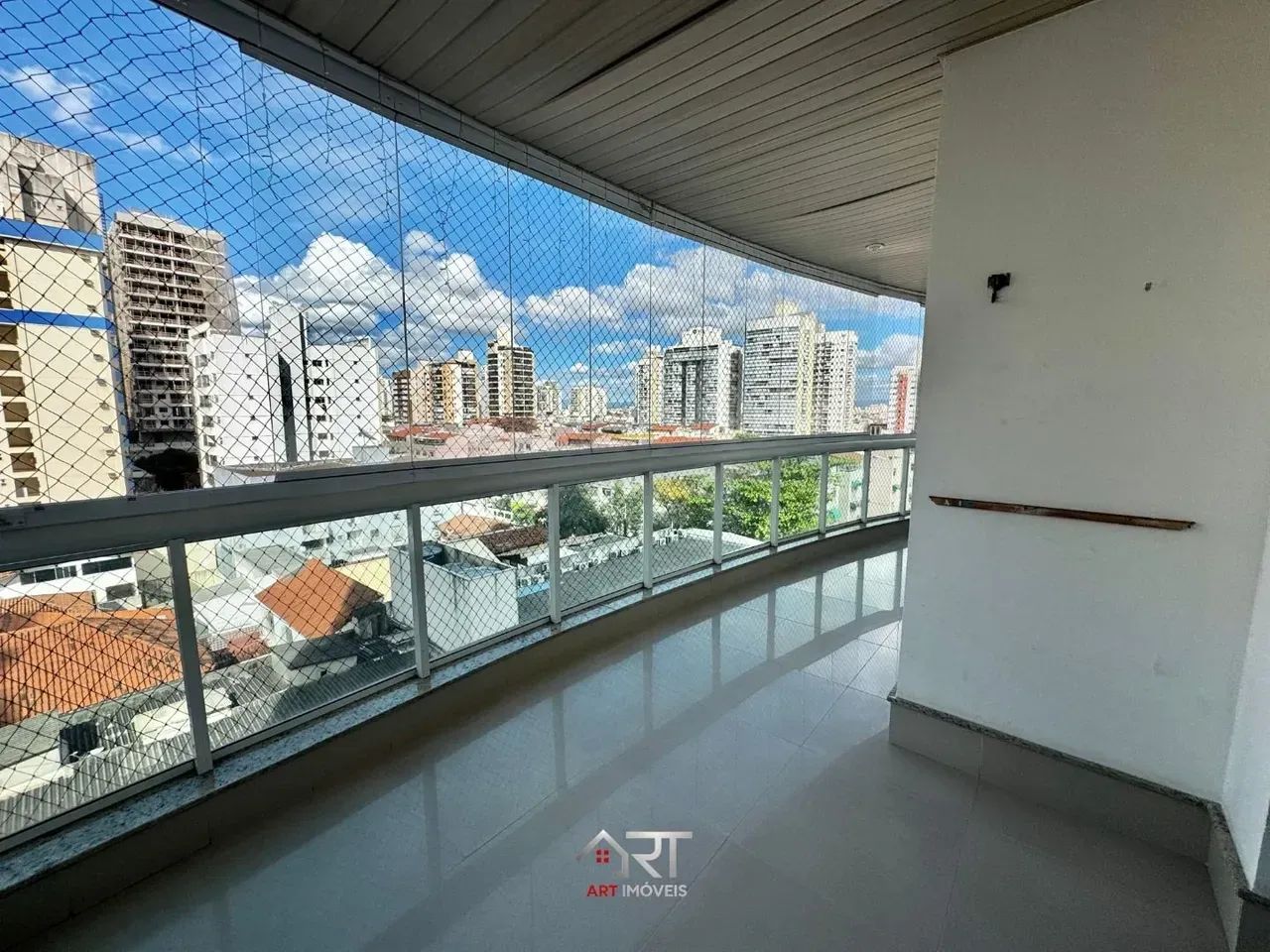 APS- Excelente apto com 2 quartos, varanda ampla em Itapuã - Vila Velha - ES