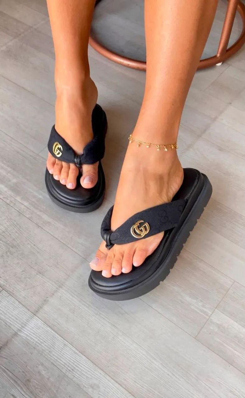Sandália gucci