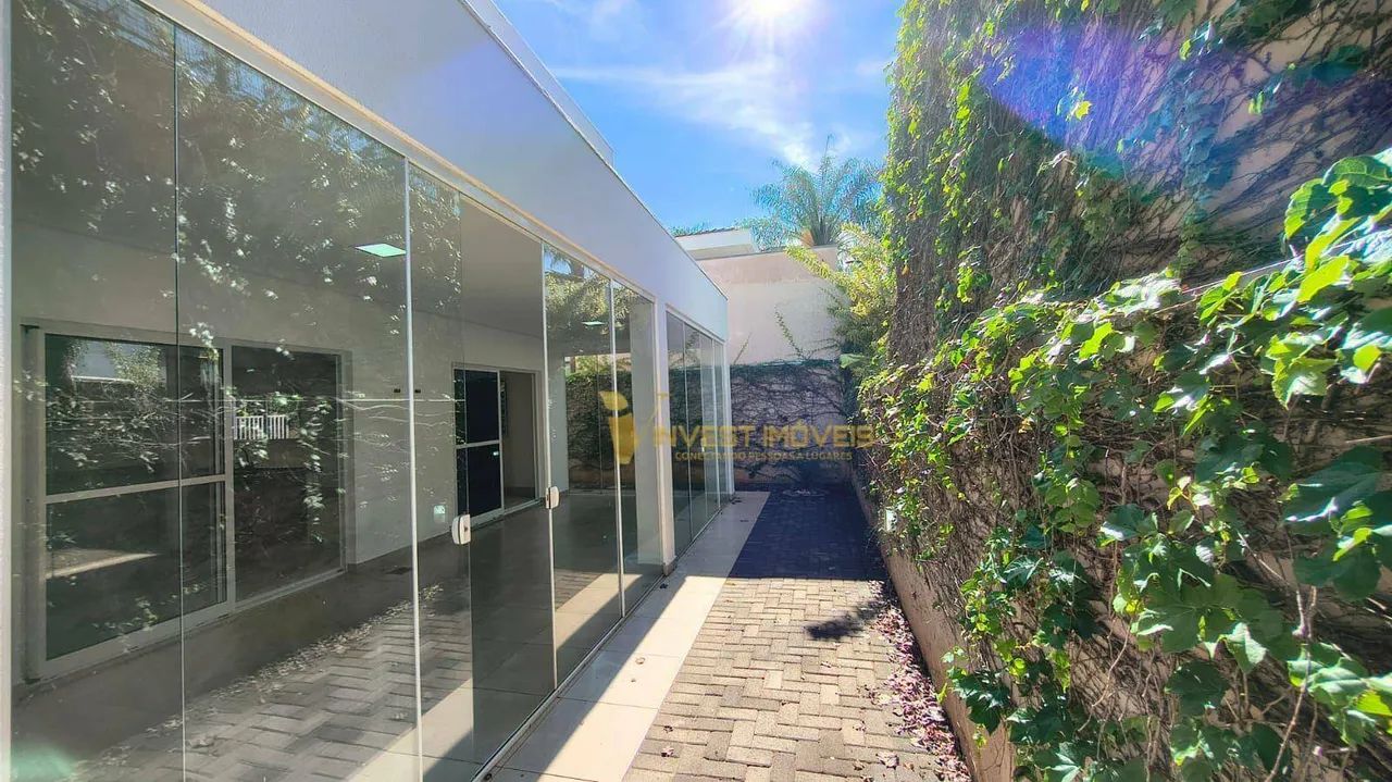 Casa com 3 suites e 220m² para alugar - Foto 2