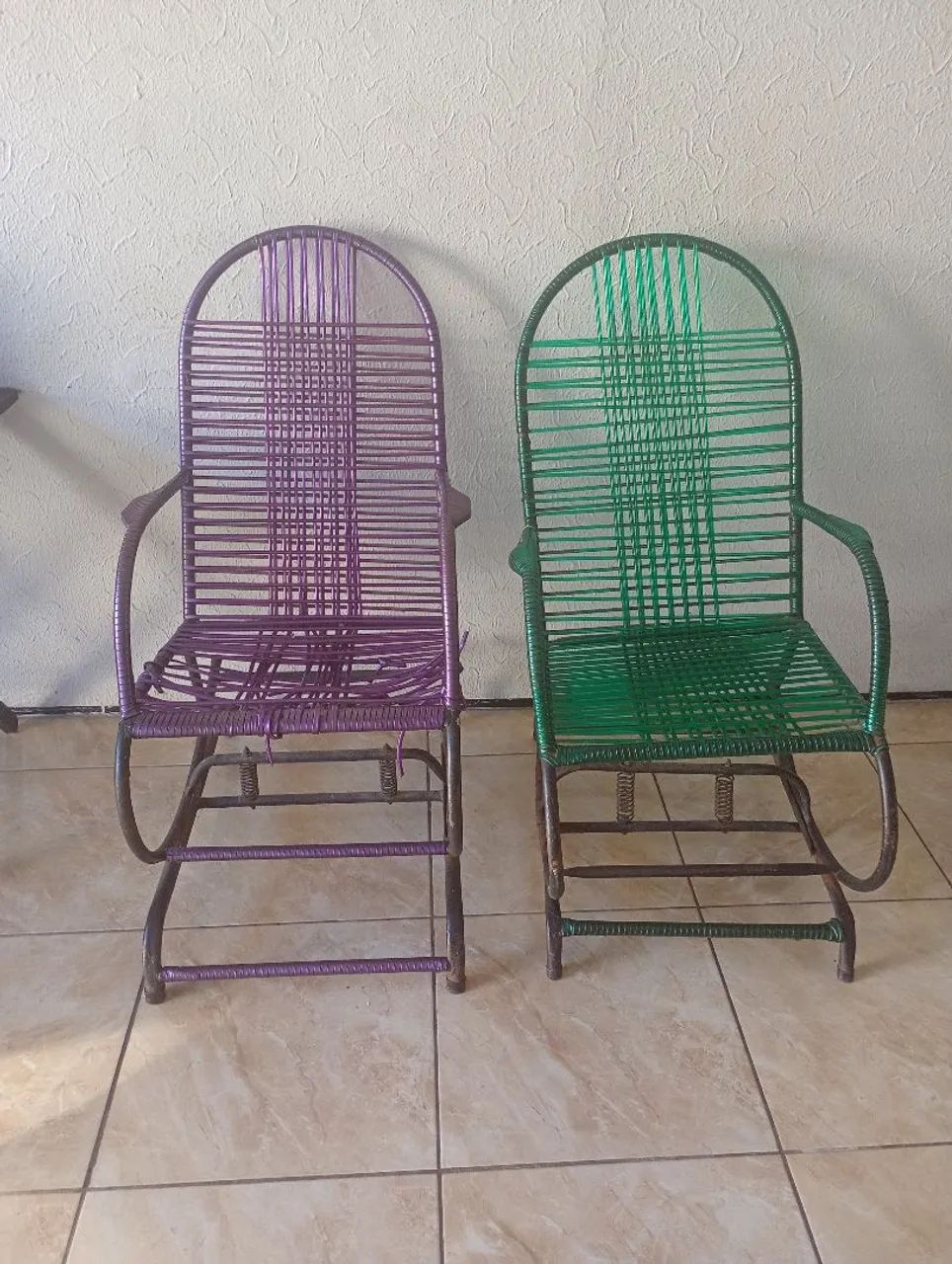2cadeira de balanco  leia o anúncio 