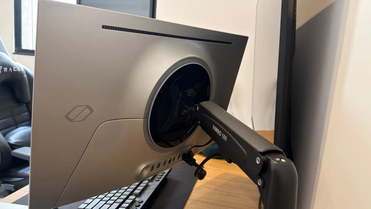 Monitor Samsung Odyssey G6 Oled