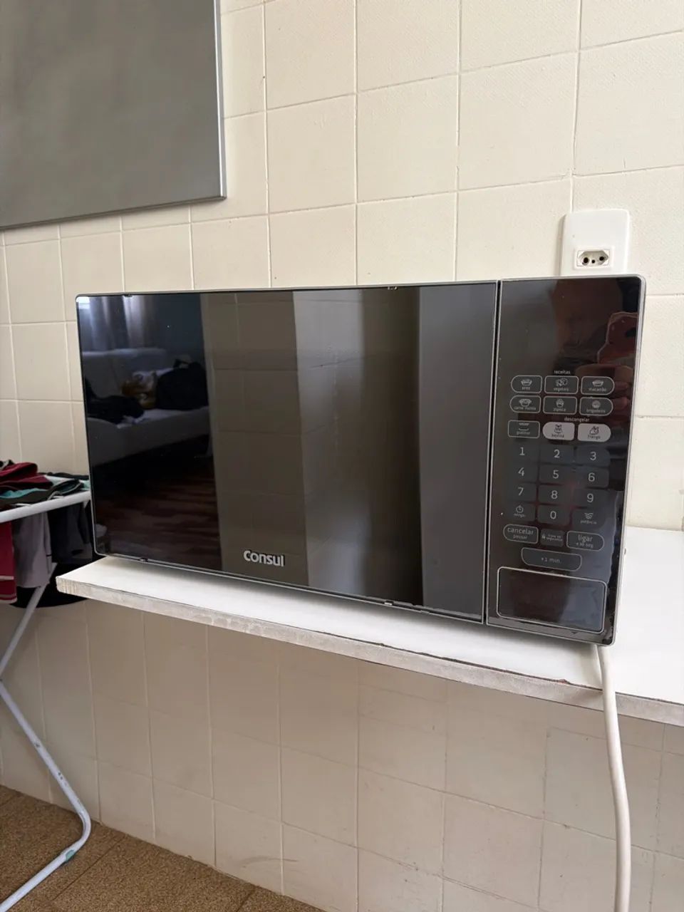 Microondas Cônsul (função gratinar) 