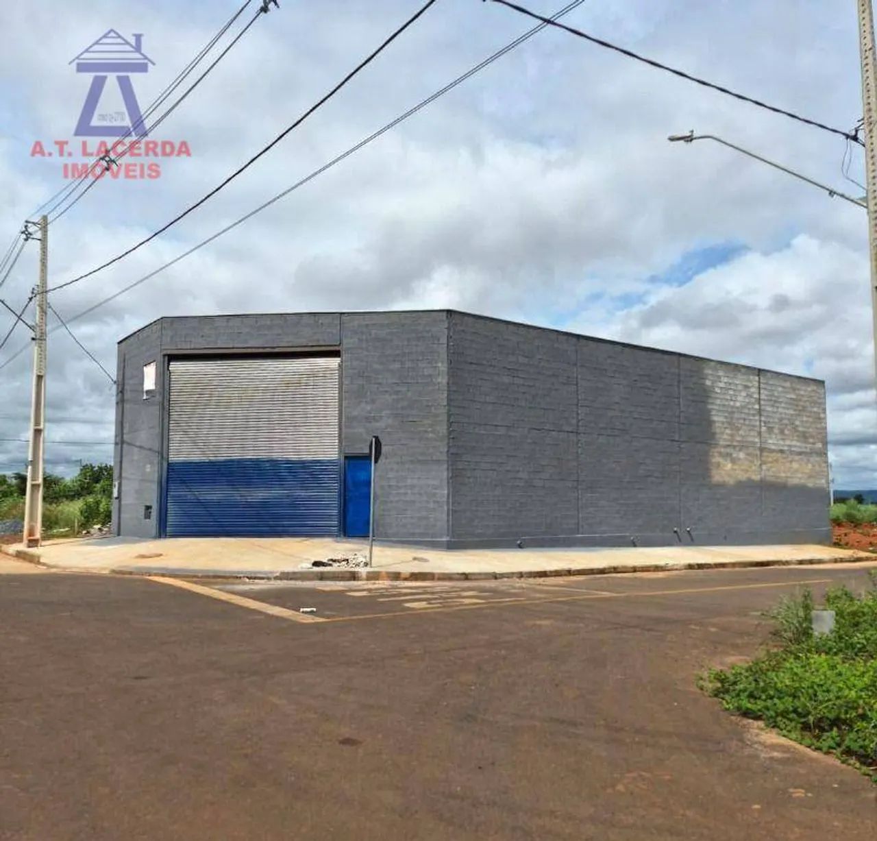 Galpão comercial com 250 m² - Independência