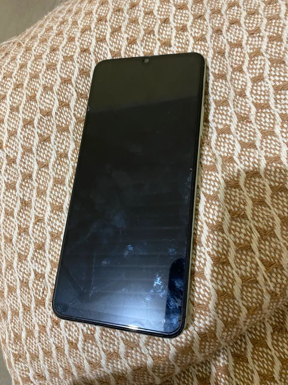 Realme c63 