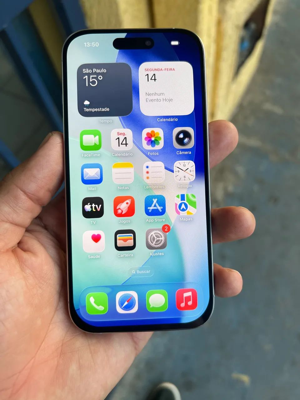iPhone 16 PRO 128 GB R$2.950