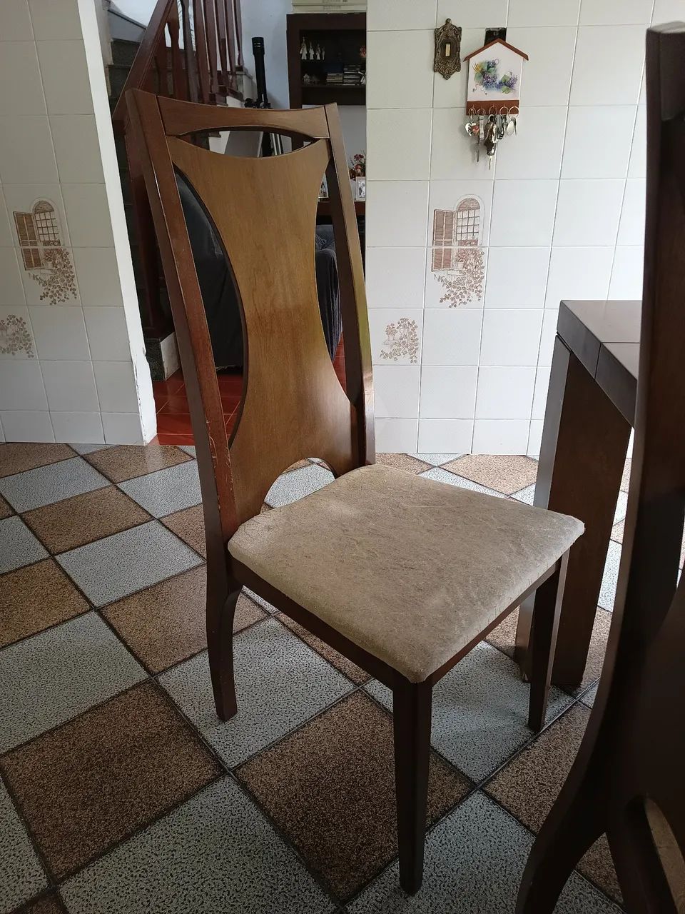 Mesa 8 lugares com cadeiras - Foto 2