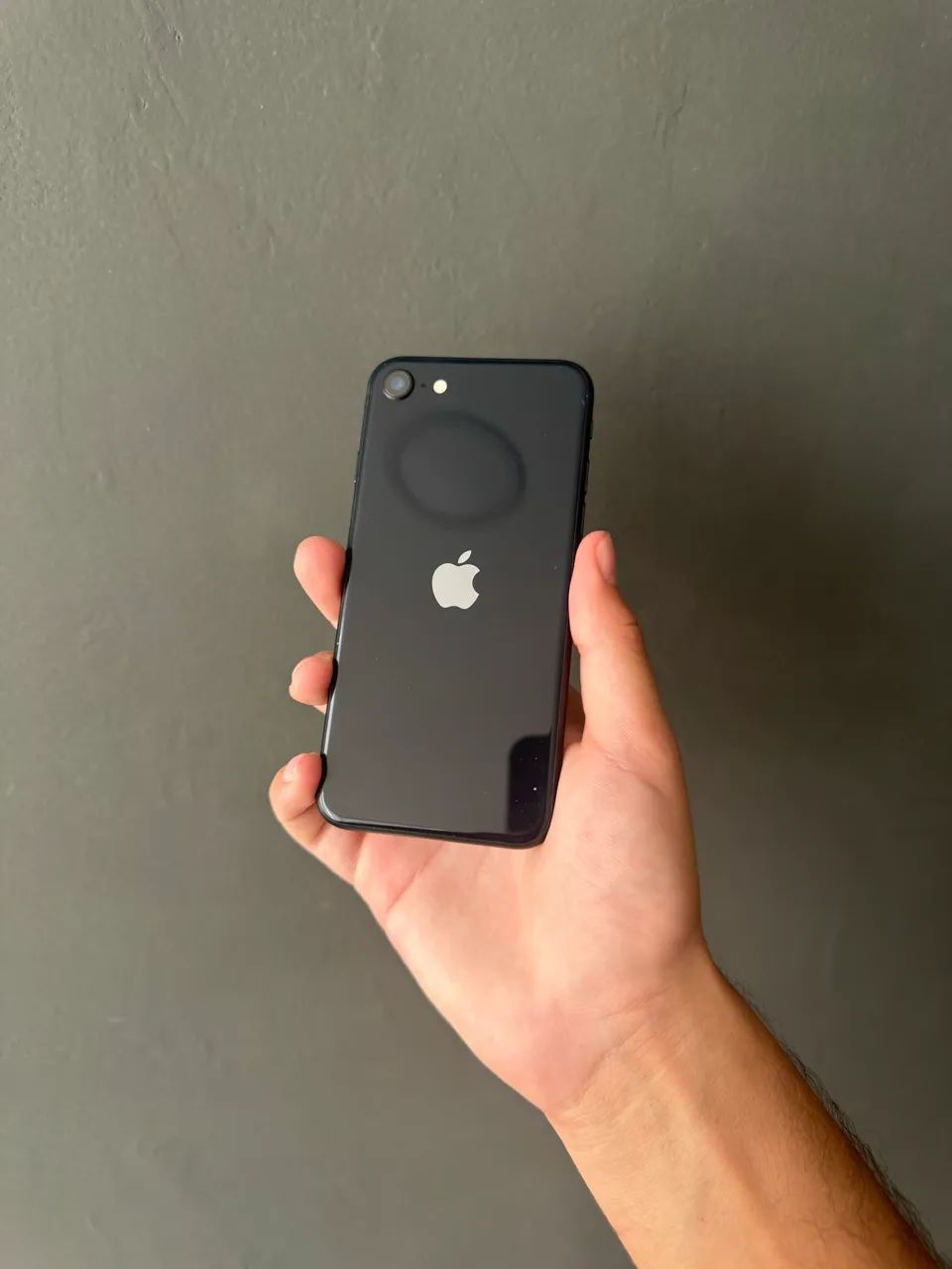 iPhone SE3 64GB ブラック iPhone SE3 64gb - Celulares e Smartphones - Enseada do Suá
