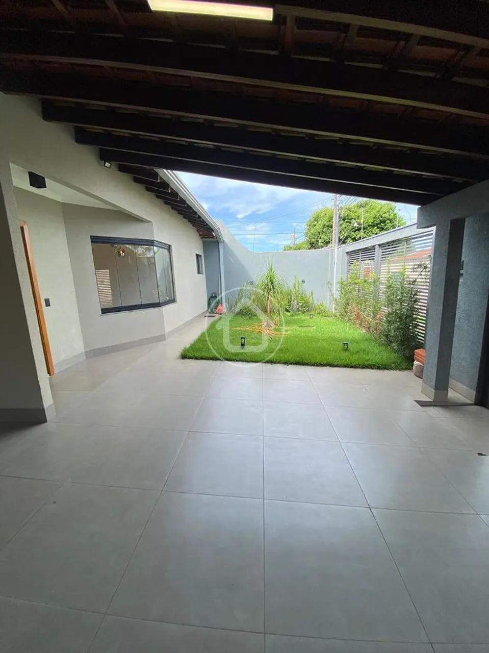 CASA TODA REFORMADA COM PLANEJADOS E QUINTAL - Foto 5
