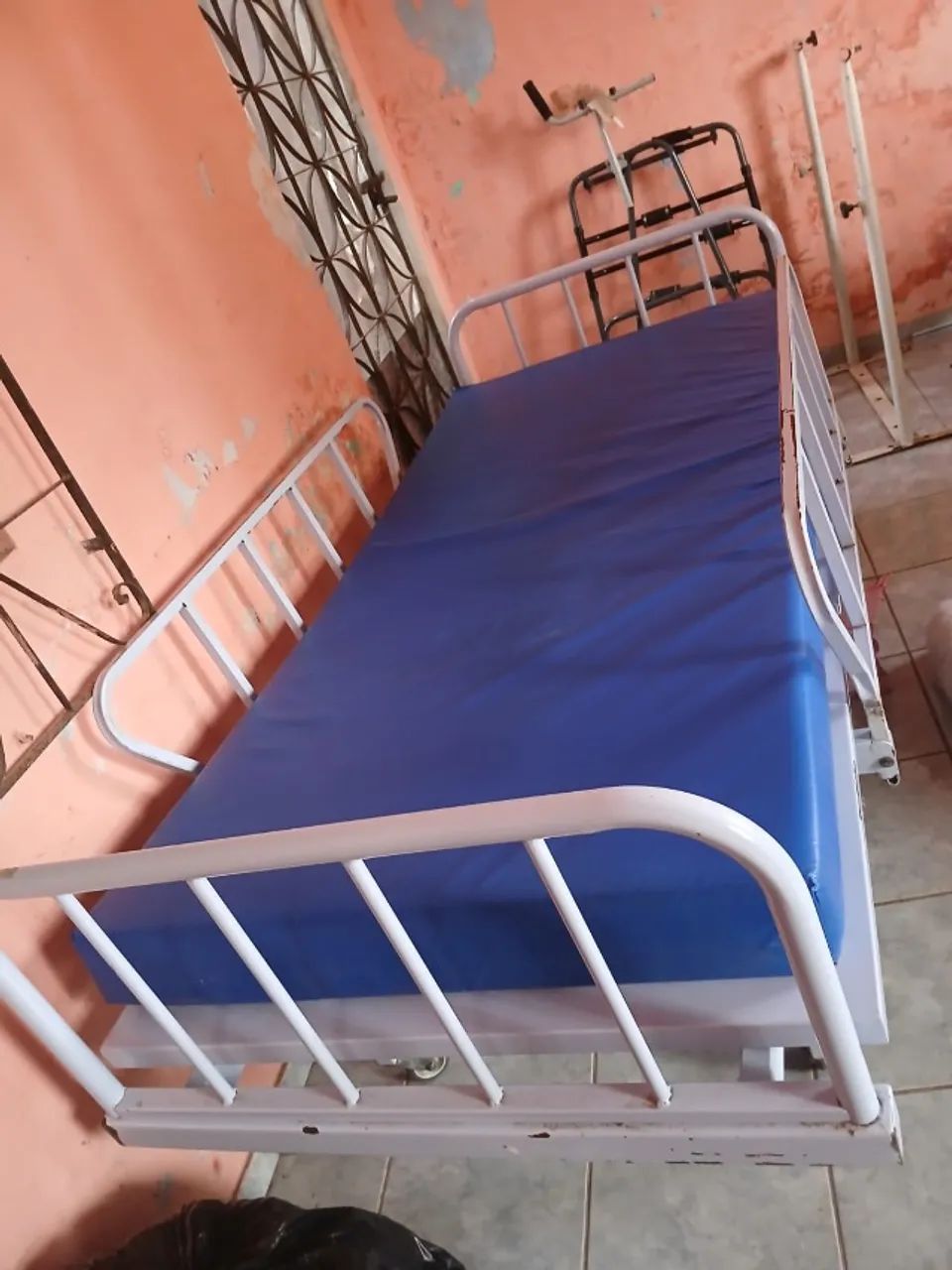 CAMA HOSPITALAR USADA EM BOM ESTADO - Foto 4