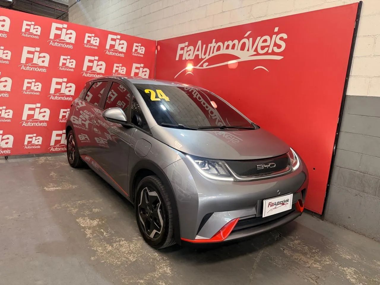 BYD Dolphin EV (Elétrico) 2024