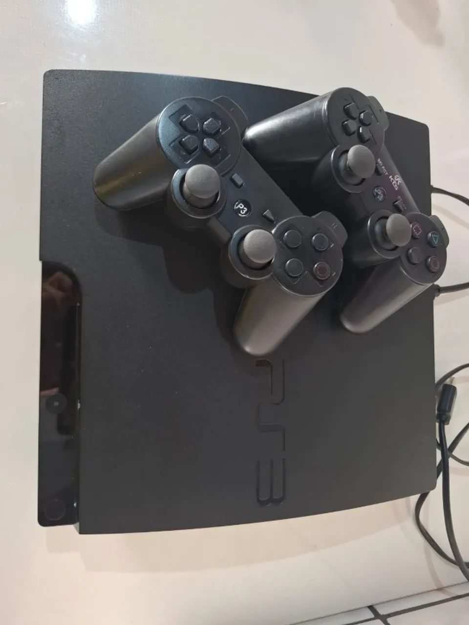 Play Station 3 Slin + 1 Controle + Jogos na memória + 2 mídias físicas - Foto 3