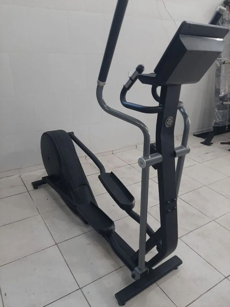 Elíptico Movement lxe g4 semi nova  - Foto 3