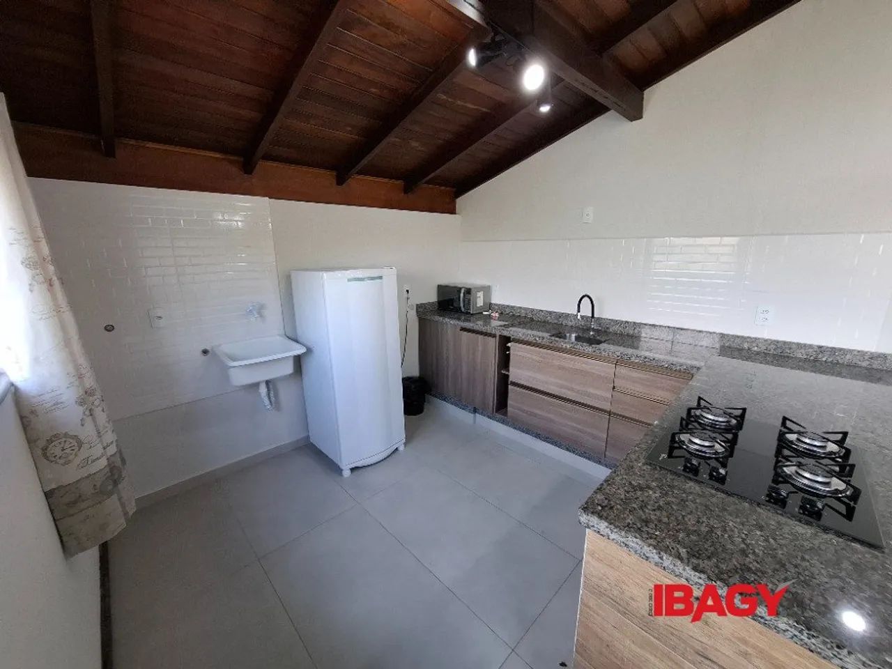 Excelente Apartamento 1 dormitório(s) em Rio Tavares - Florianópolis - Foto 5