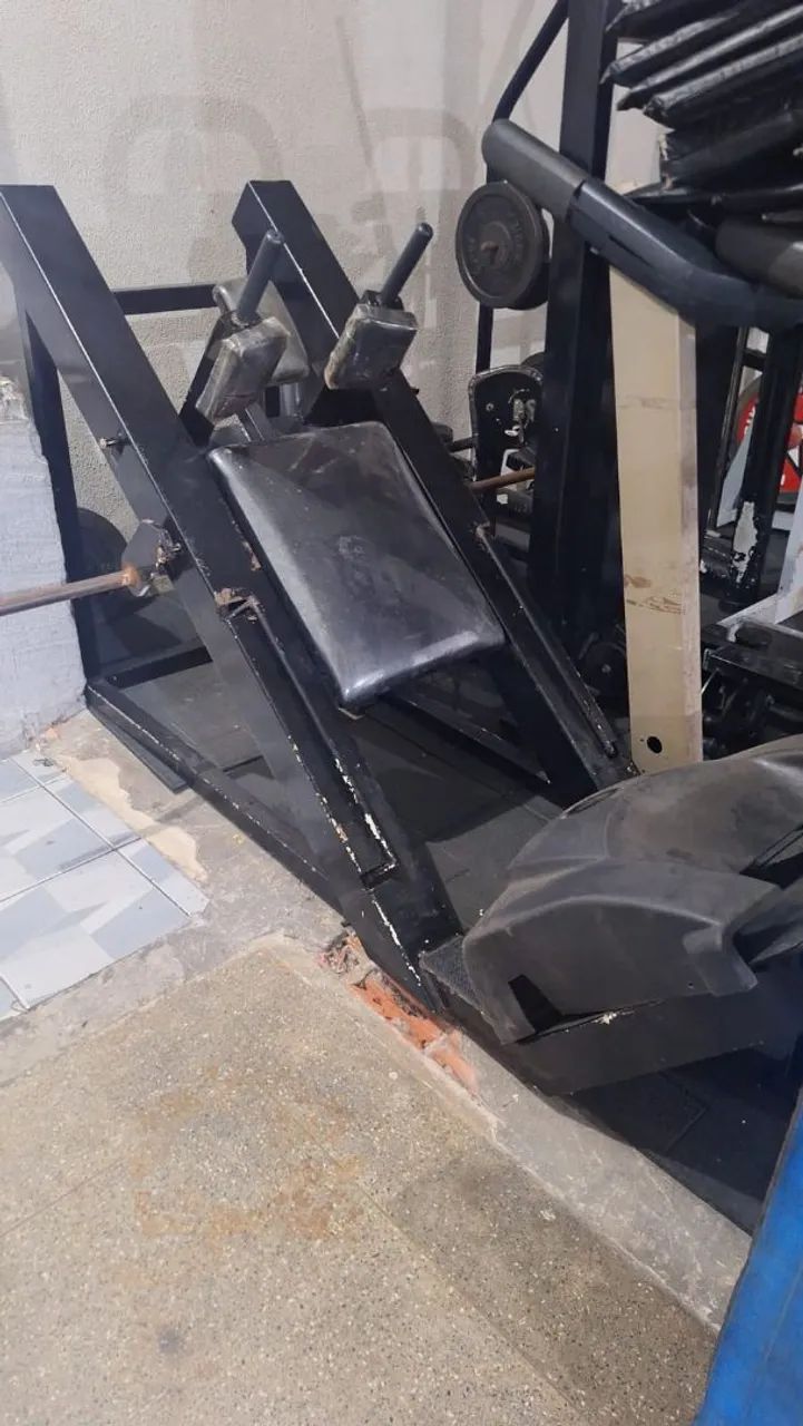 Dca Hack Machine Hack Machine (Carrinho) - Academia e Exercícios - Barreiras, Salvador ...