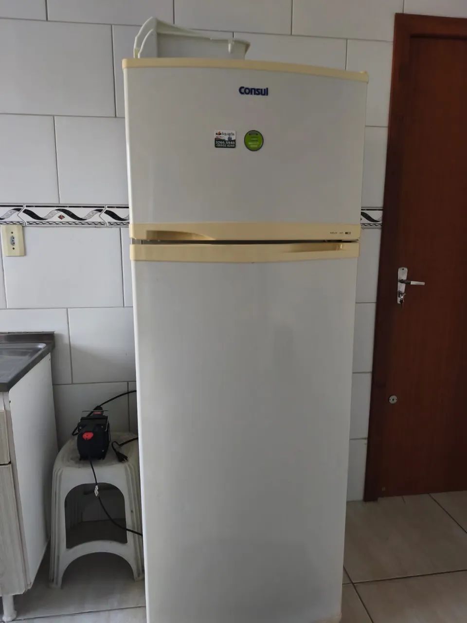 Alugo apartamento  mobiliado por 2 meses - Foto 2
