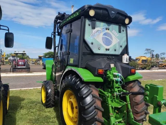 TRATOR JOHN DEERE 5080 EN ANO FABRICAÇAO 2022 - Foto 4
