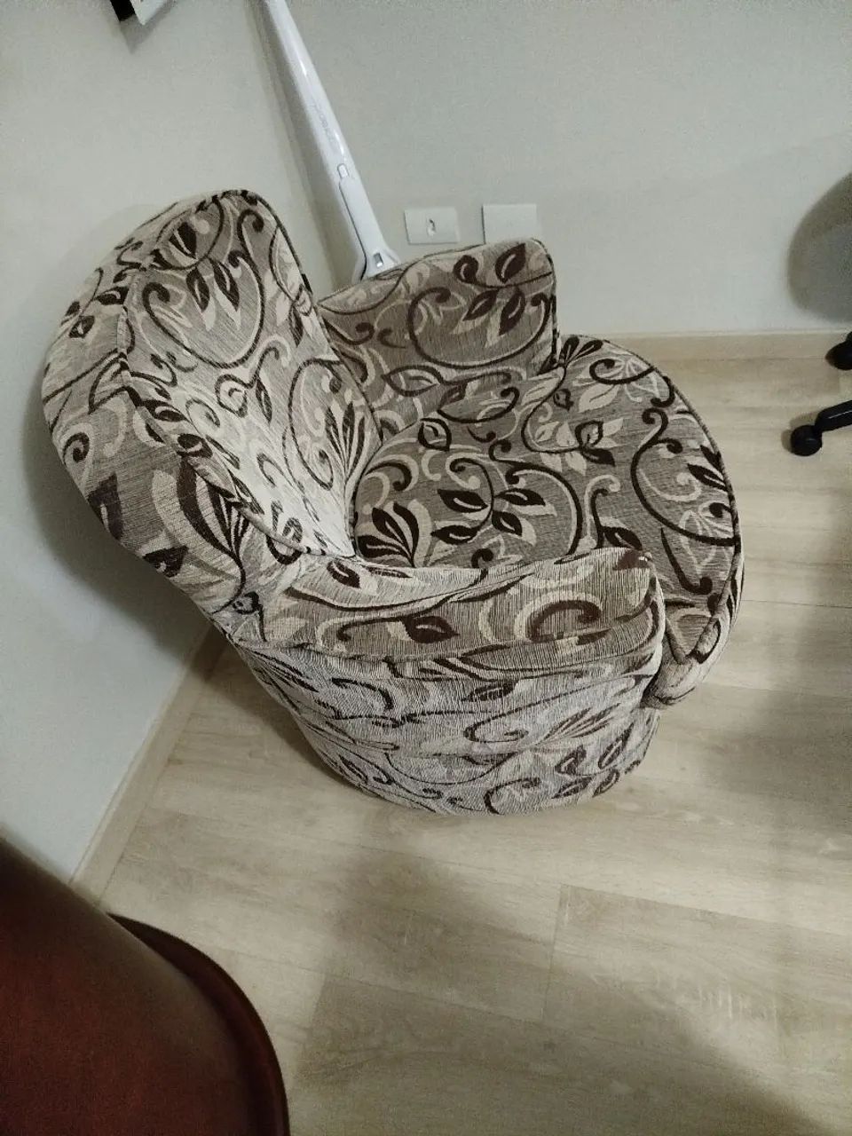 Vendo poltrona em bom estado - Foto 3
