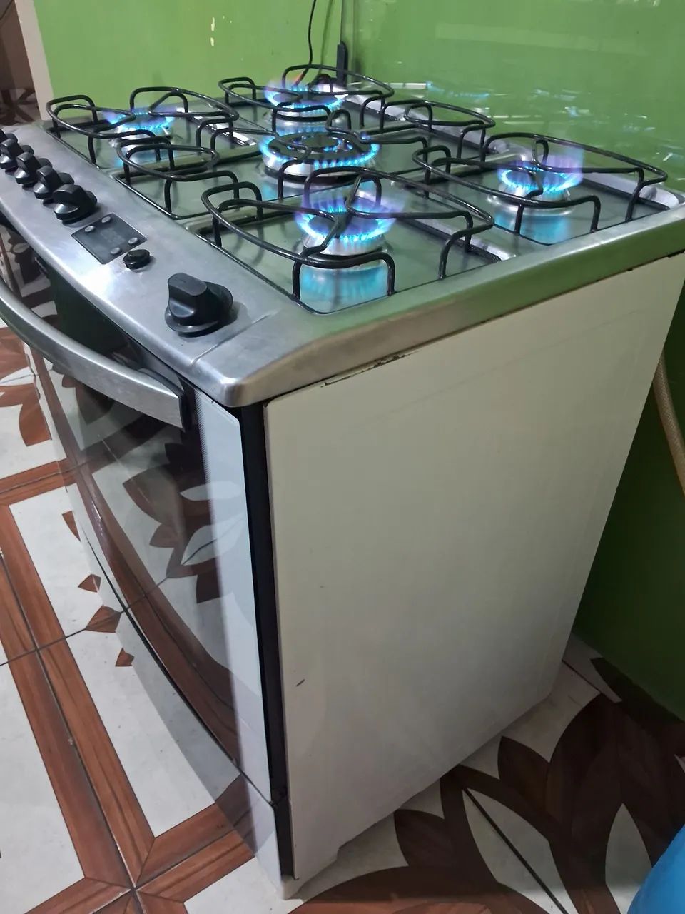 Fogão Electrolux 5 bocas elétrico  - Foto 3