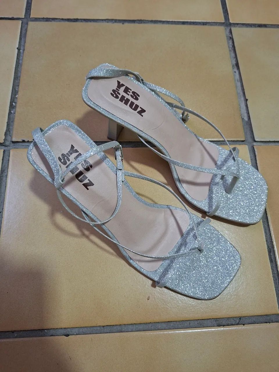 Sandália Prata Yes Shuz 37 - Foto 3