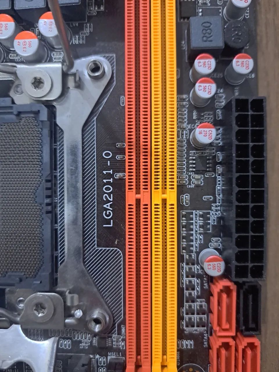 Placa mãe x79 com defeito - Foto 3